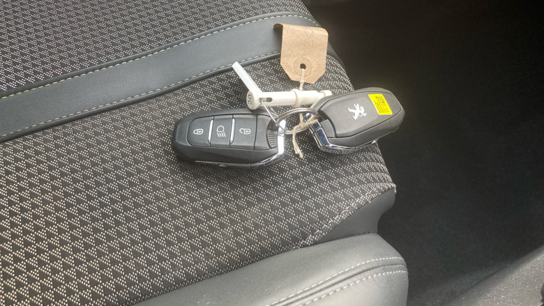 Peugeot 2008 1.2 PureTech 130 GT 5dr EAT8 Petrol Estate